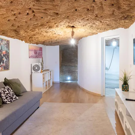 Arico Cave Experience Apartment